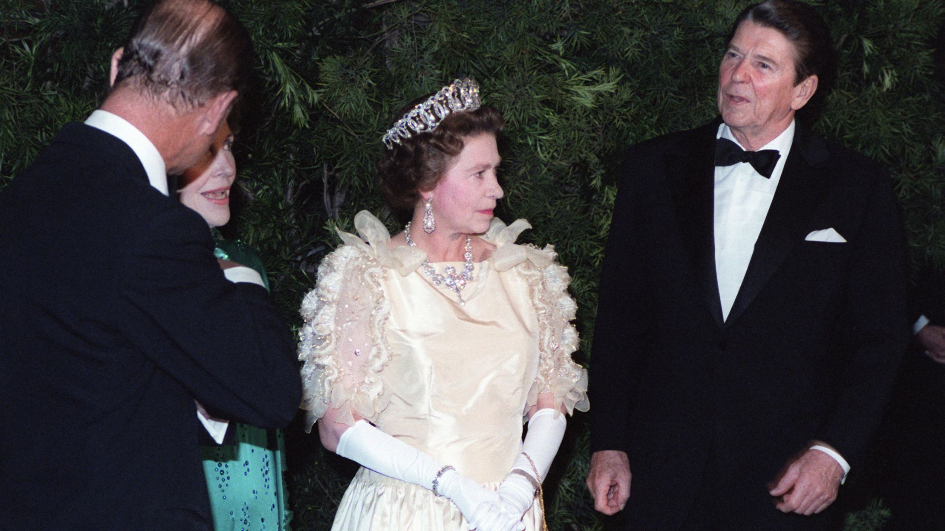 the queen and ronald reagan